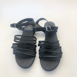 St Sana "Ellie" Sandal in Black